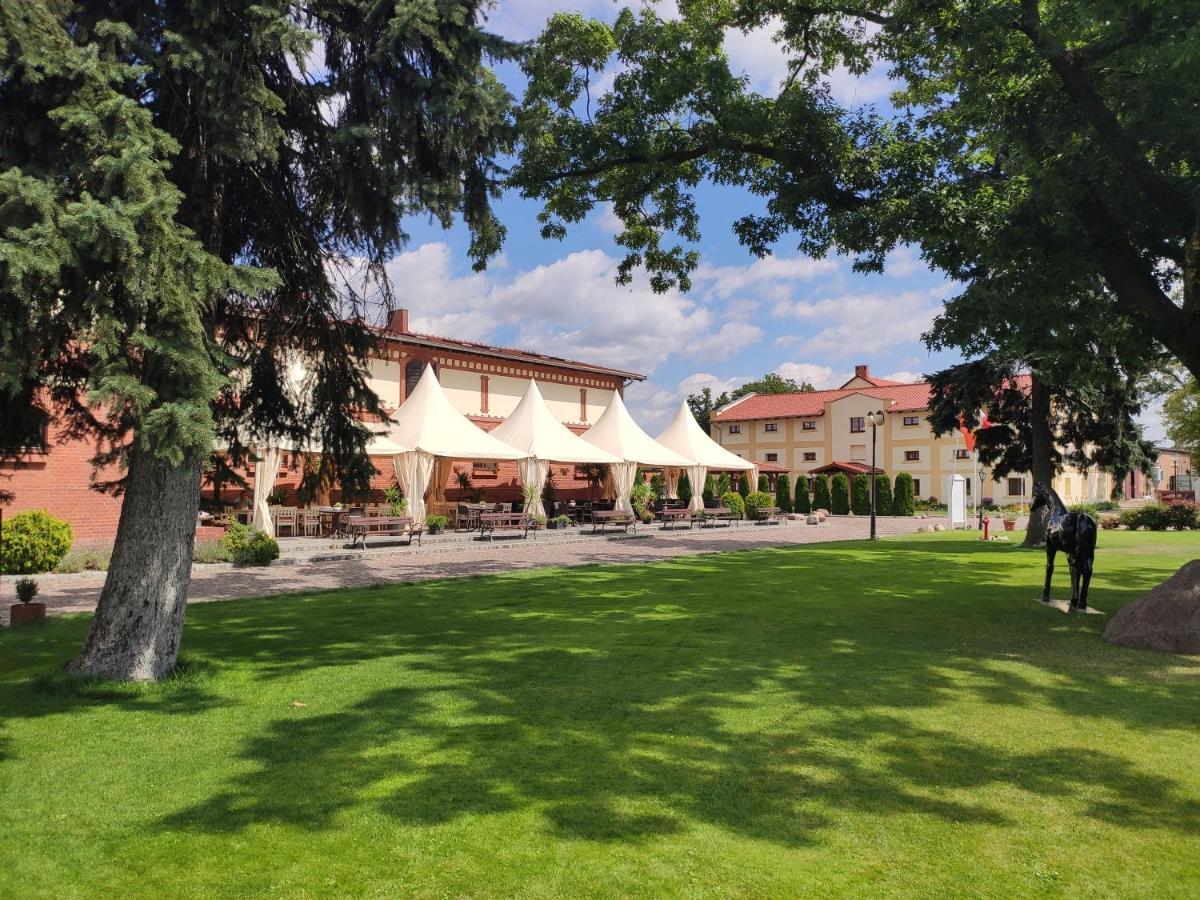 Hotel Sandro Silver & Spichlerz Antoniny 레스노 외부 사진