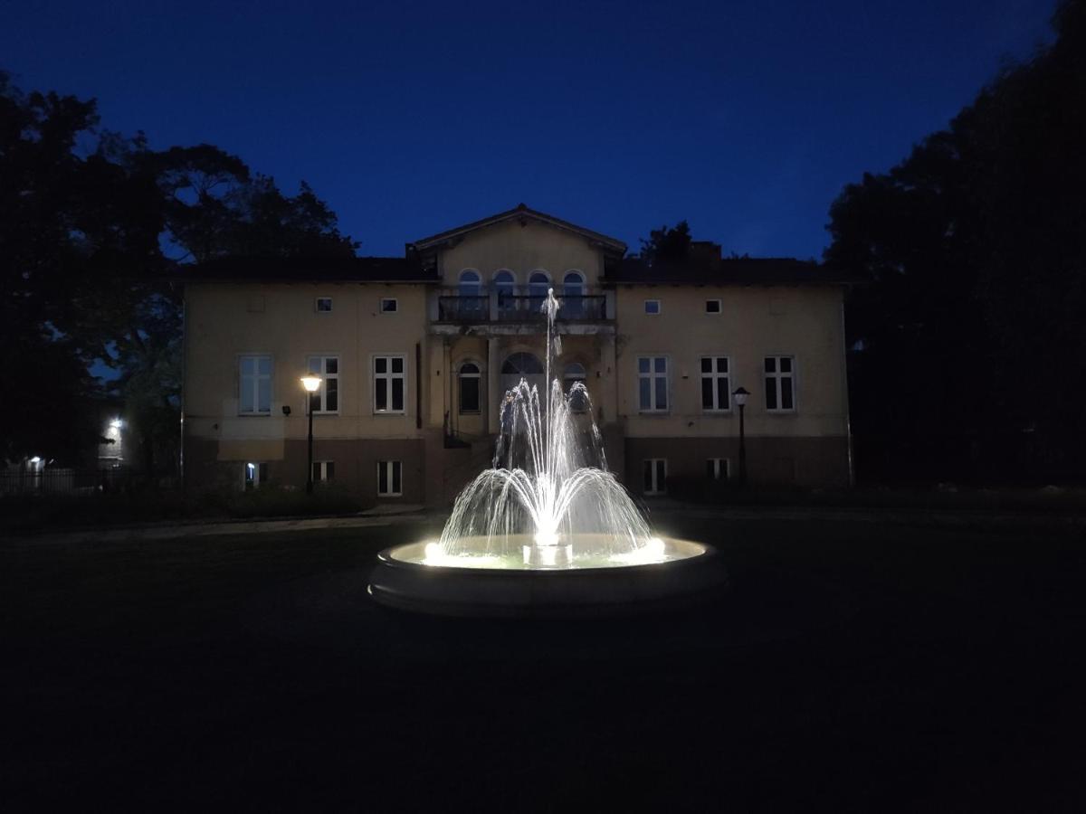Hotel Sandro Silver & Spichlerz Antoniny 레스노 외부 사진