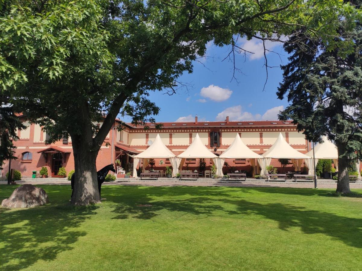 Hotel Sandro Silver & Spichlerz Antoniny 레스노 외부 사진