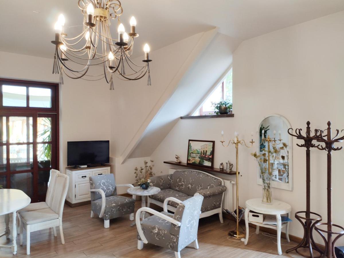 Hotel Sandro Silver & Spichlerz Antoniny 레스노 외부 사진