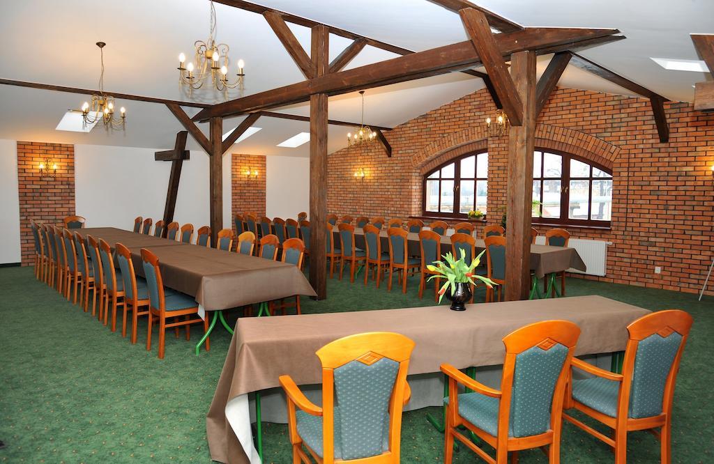 Hotel Sandro Silver & Spichlerz Antoniny 레스노 외부 사진